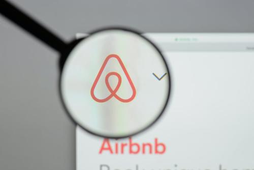How Airbnb got its IPO plans back on track