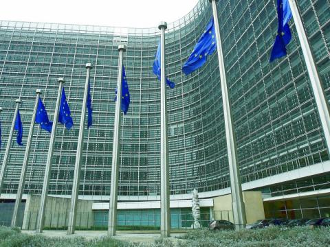 EC to examine hurdles to retail investment in EU capital markets